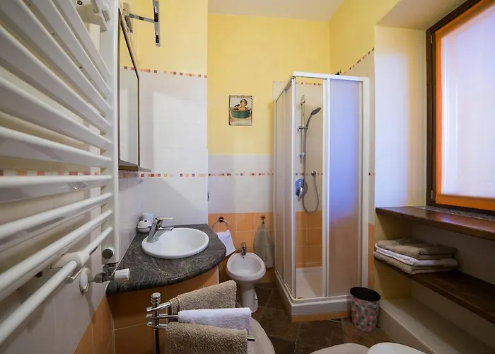 Casa Corte Rocca * Arona