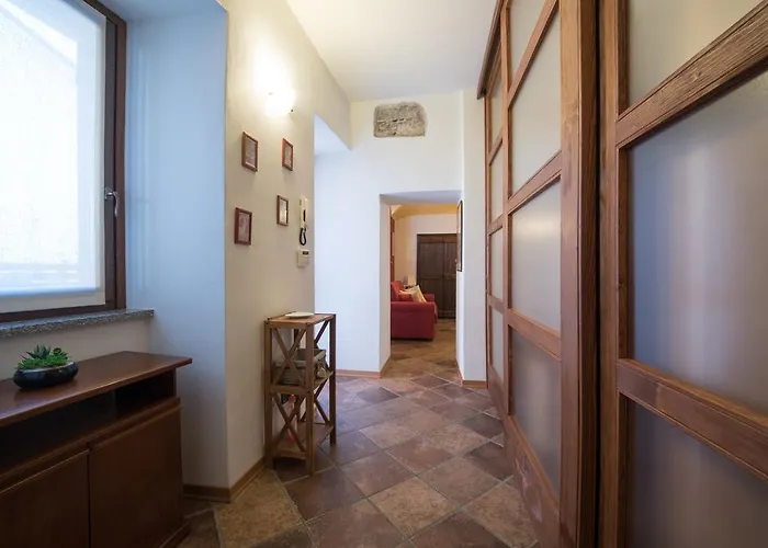 Casa Corte Alla Rocca * Arona