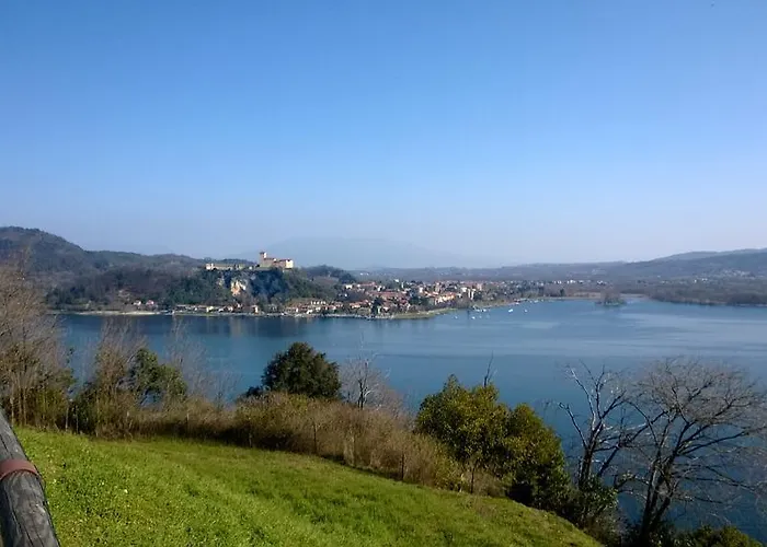 Apartamento Casa Corte Rocca Arona